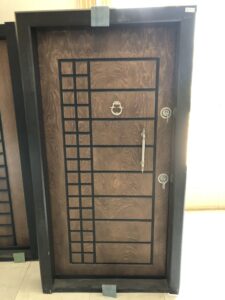 این تصویر دارای صفت خالی alt است؛ نام پروندهٔ آن IMG_0186-225x300.jpg است