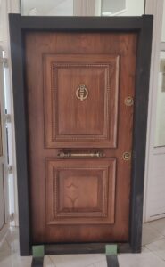 این تصویر دارای صفت خالی alt است؛ نام پروندهٔ آن IMG_0200-scaled-e1744021034152-185x300.jpg است