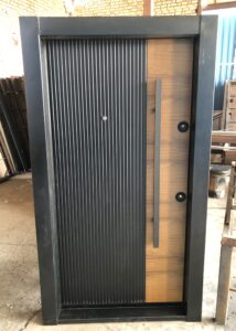 این تصویر دارای صفت خالی alt است؛ نام پروندهٔ آن IMG_0208-scaled-e1744021063221-214x300.jpg است