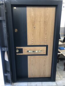 این تصویر دارای صفت خالی alt است؛ نام پروندهٔ آن IMG_0223-225x300.jpg است