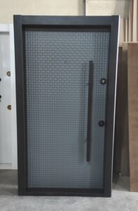 این تصویر دارای صفت خالی alt است؛ نام پروندهٔ آن IMG_0247-e1744021487819-196x300.jpg است